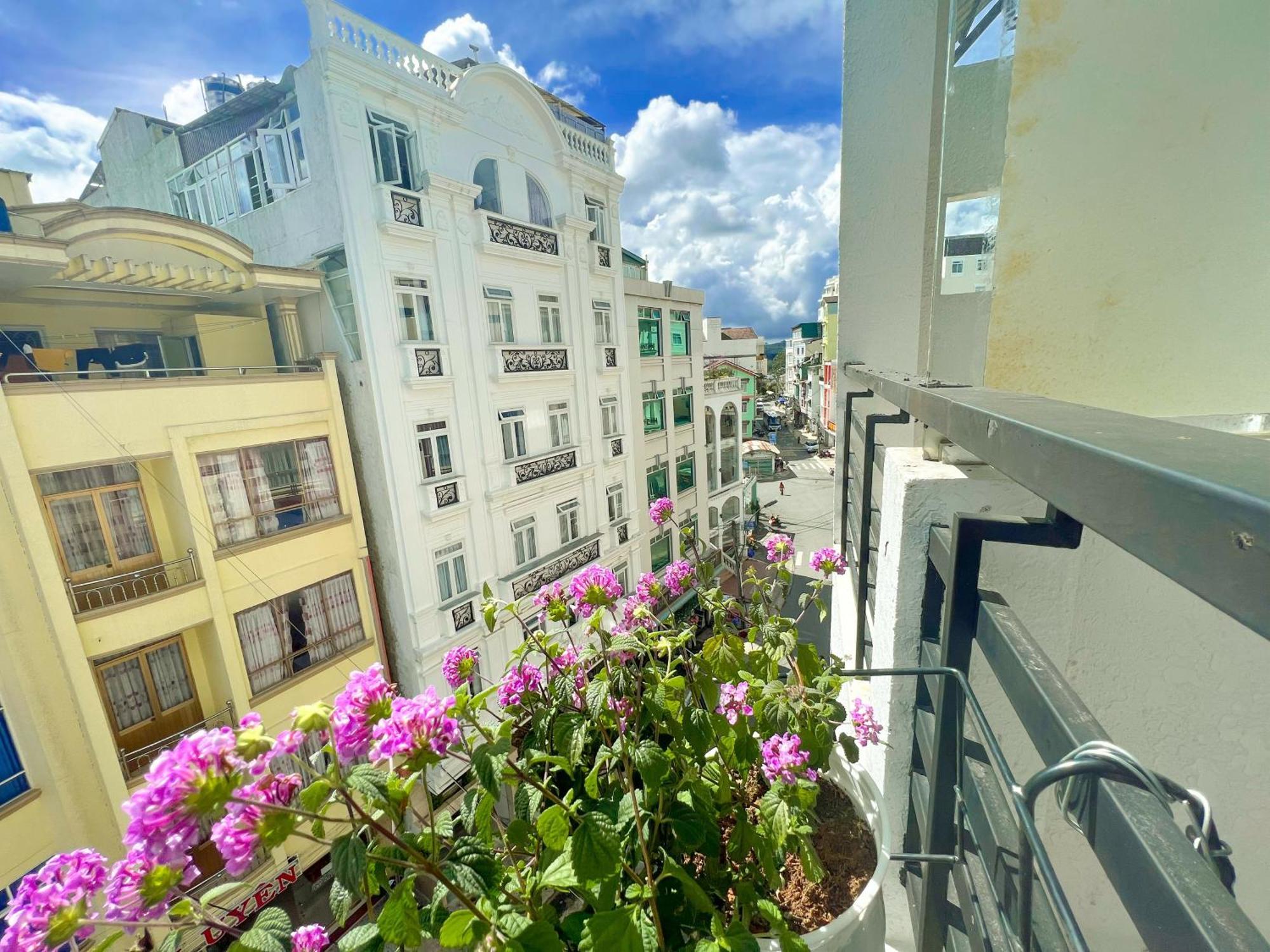Vu Nhi Hotel Далат Экстерьер фото